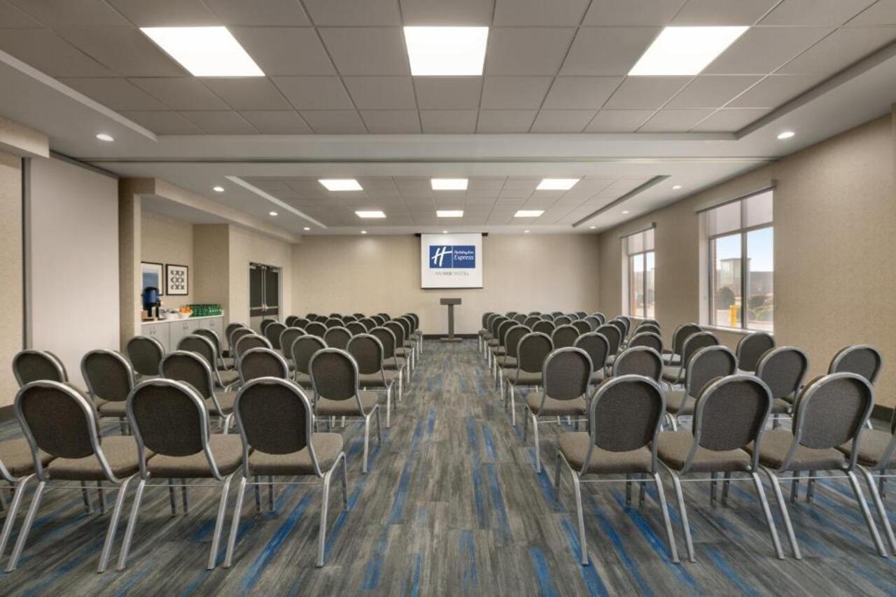 Holiday Inn Express Hotel & Suites Norfolk Airport By Ihg Zewnętrze zdjęcie