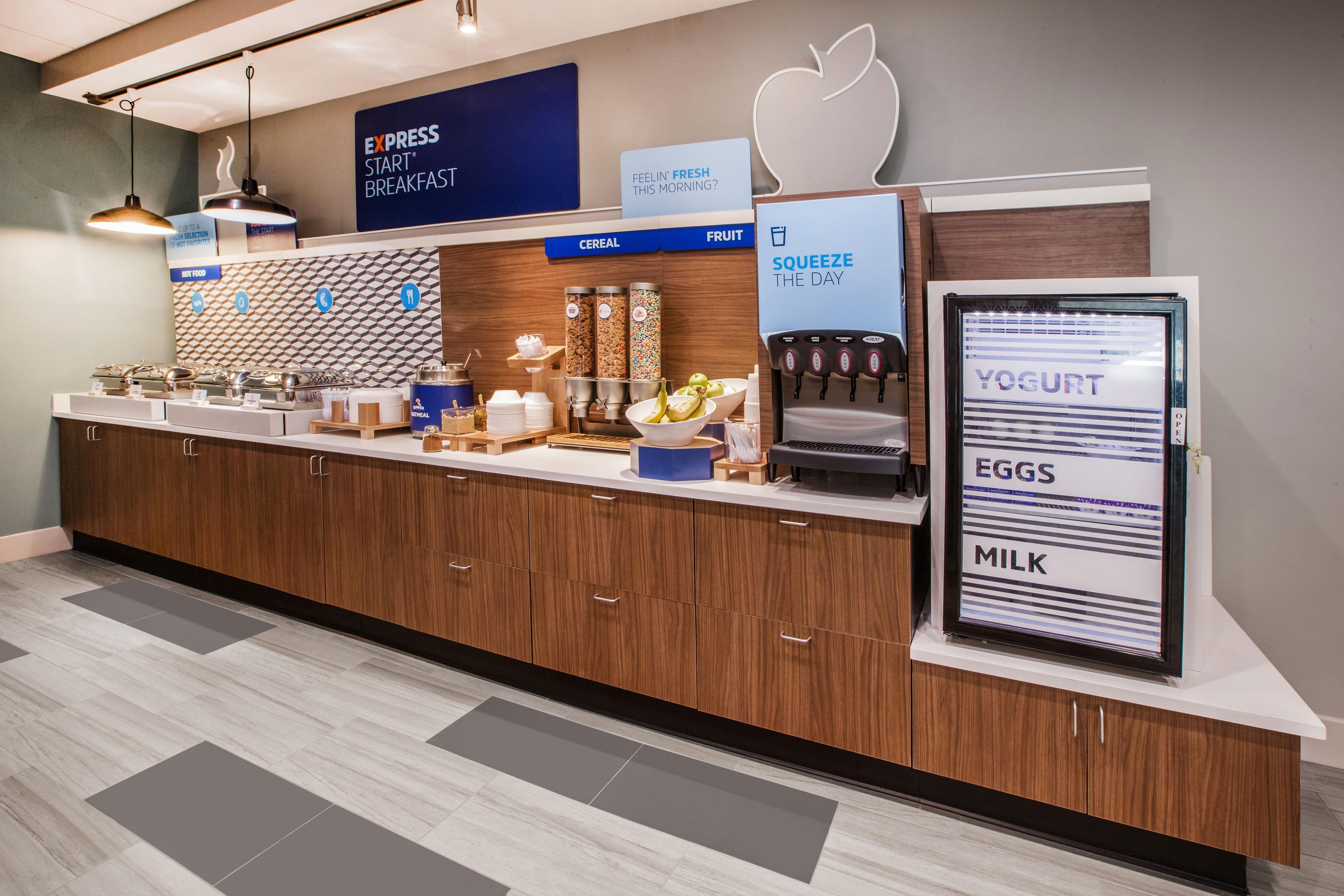 Holiday Inn Express Hotel & Suites Norfolk Airport By Ihg Zewnętrze zdjęcie
